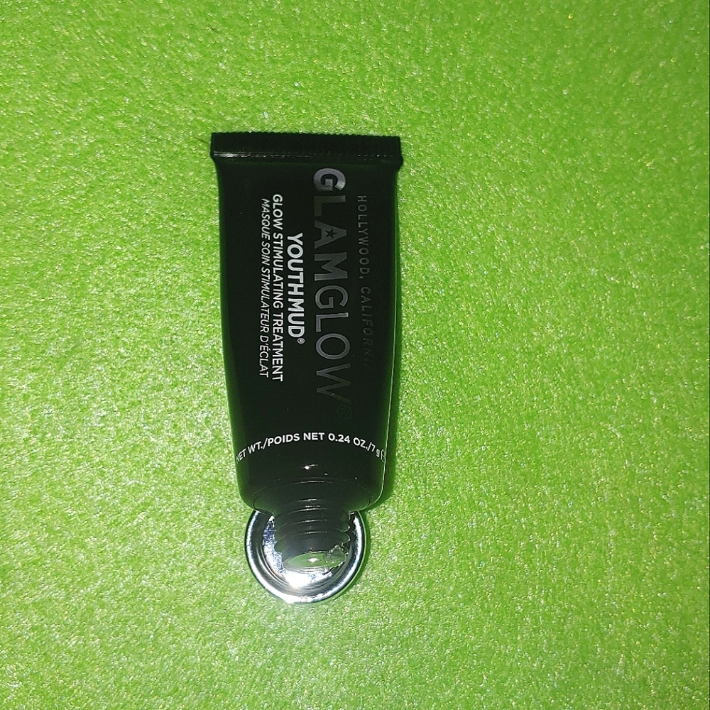 Youthmud Glow Stimulating Treatment Mask Glamglow
